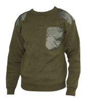 Свитер с карманом Novatex